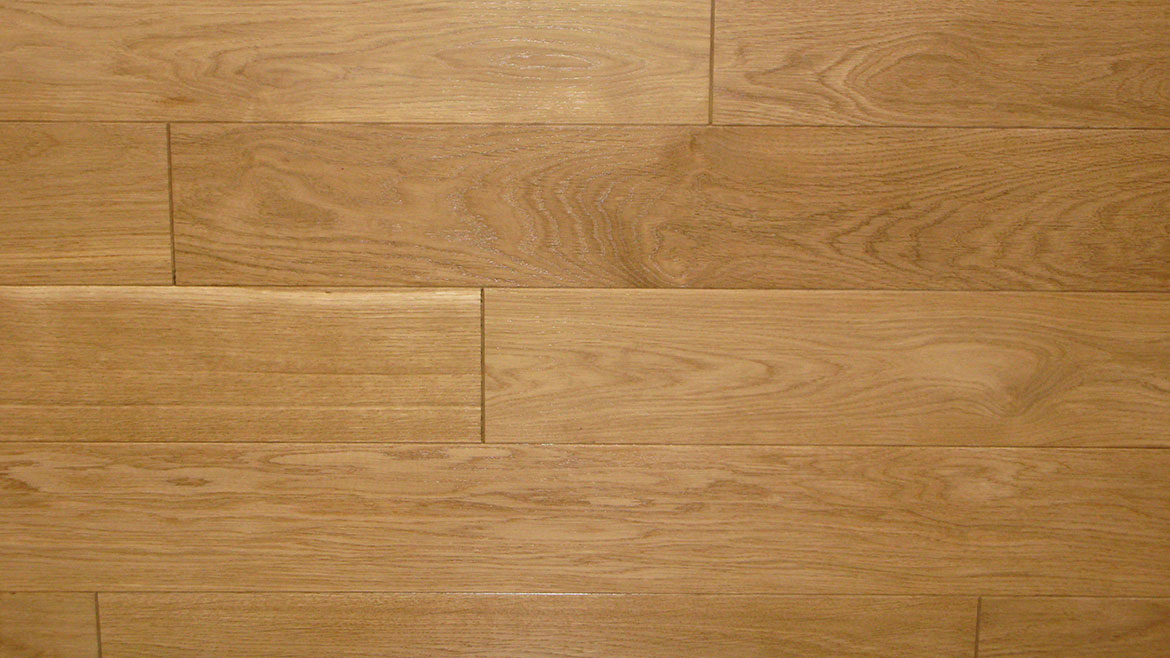 Põrandad, parketid, põrandalauad, trepid, balustrid, postid, käsipuud, balustraadid, tootja Poolas