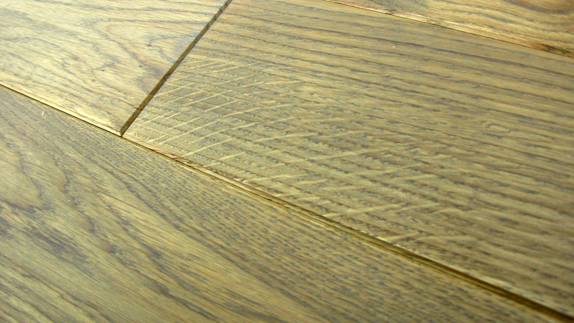 Põrandad, parketid, põrandalauad, trepid, balustrid, postid, käsipuud, balustraadid, tootja Poolas